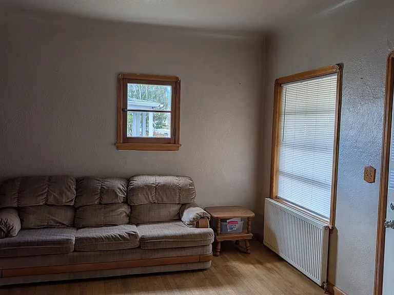 1905 Stuart Ave — Photo 2