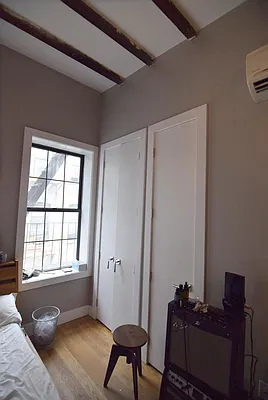 Rented by Safdie Realty Group | media 32