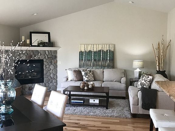 5th image of 137 Ironwood Pl
