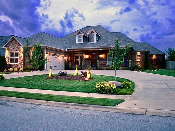 2nd image of 139 Shadybrook Dr