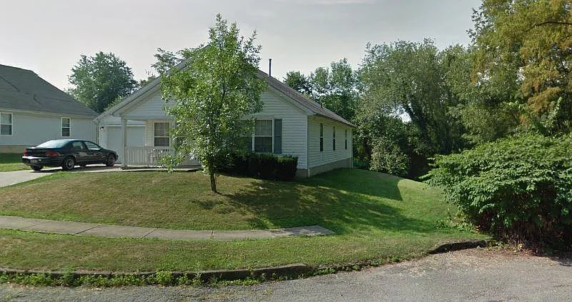 235 Hamilton St photo 1