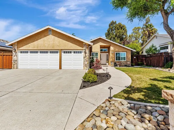 17402 Walnut Grove Dr, Morgan Hill, CA 95037