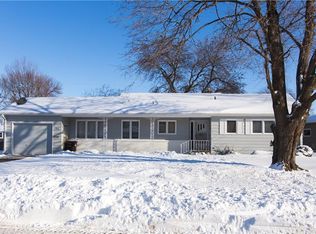 755 15th St, Nevada, IA 50201