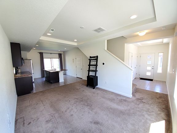 4th image of 4888 N Halifax Ct
