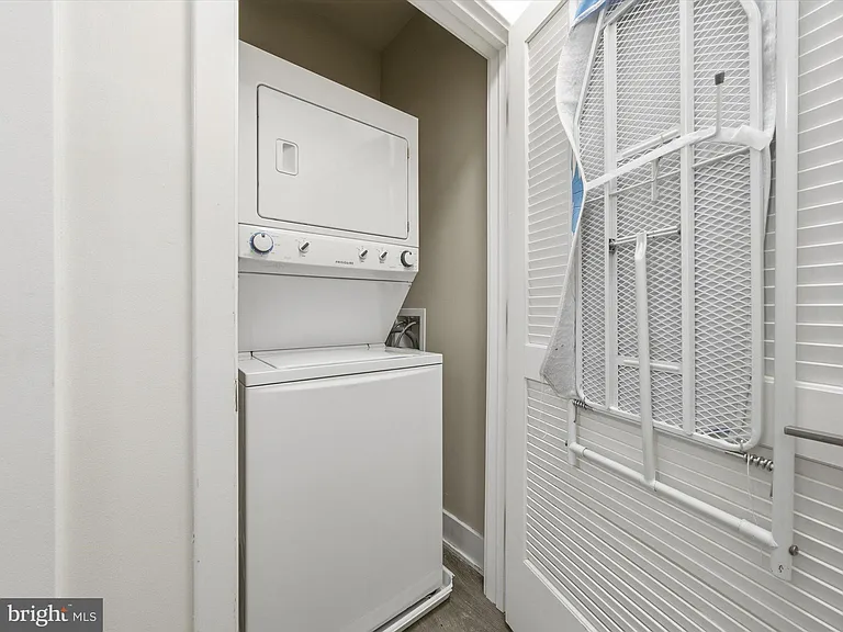 145 Riverhaven Dr #214 — Photo 16