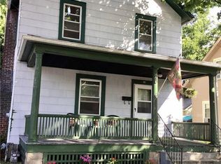 20 Glass St, Port Jervis, NY 12771