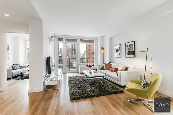 Rented by Bond New York | media 34