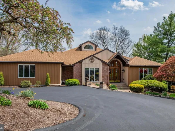 3023 Mountain Cres, Montoursville, PA 17754