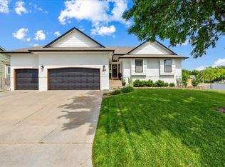 254 S Jamestown Cir, Andover, KS 67002