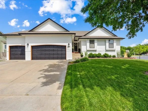 254 S Jamestown Cir, Andover, KS 67002