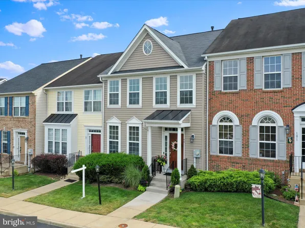 99 Spoon Sq, Front Royal, VA 22630