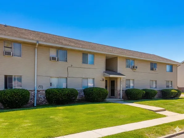 Oak Apartments in Kenosha