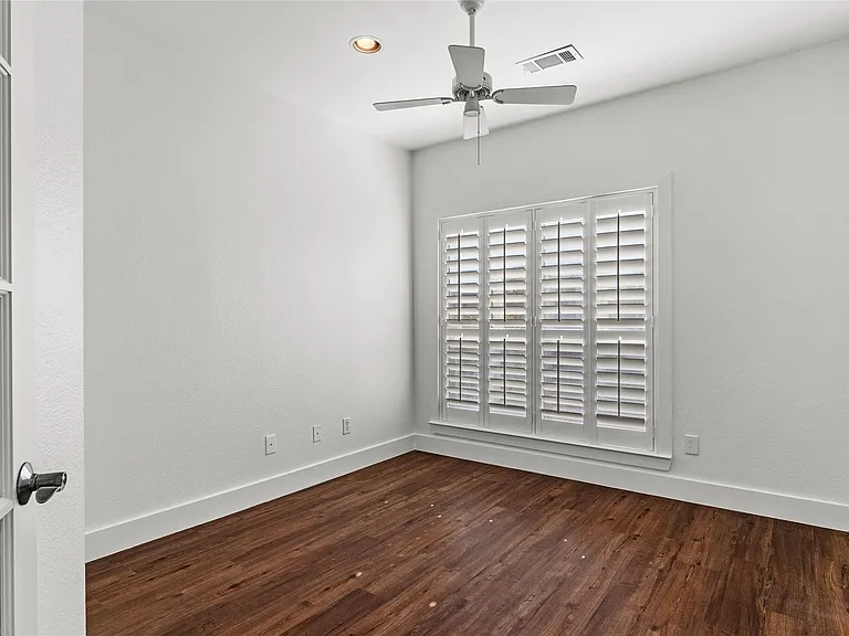 4830 Cedar Springs Rd #3 — Photo 10