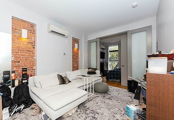2nd image of 1000 Fulton St #3E