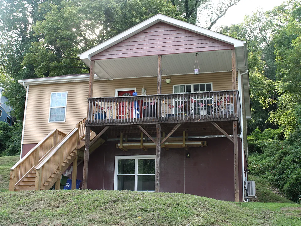 71 Waynesville Ave #2