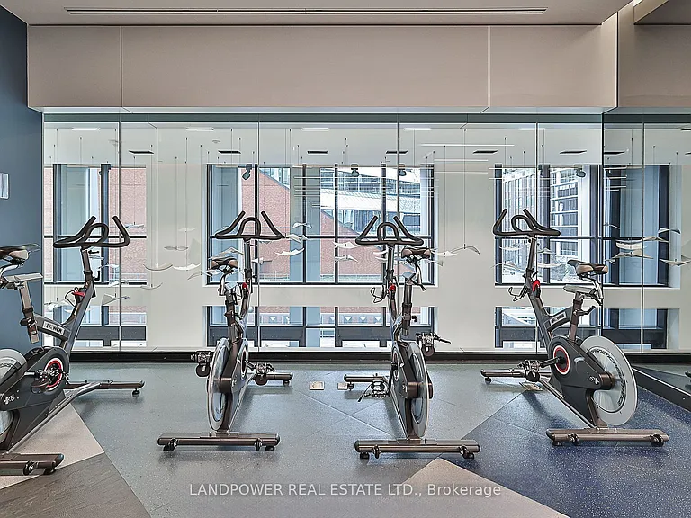 1 Yorkville Ave #4406 — Photo 11
