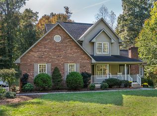 55 Scotchtown Dr, Martinsville, VA 24112