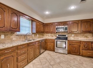 1905 W Shore Dr, Garland, TX 75043