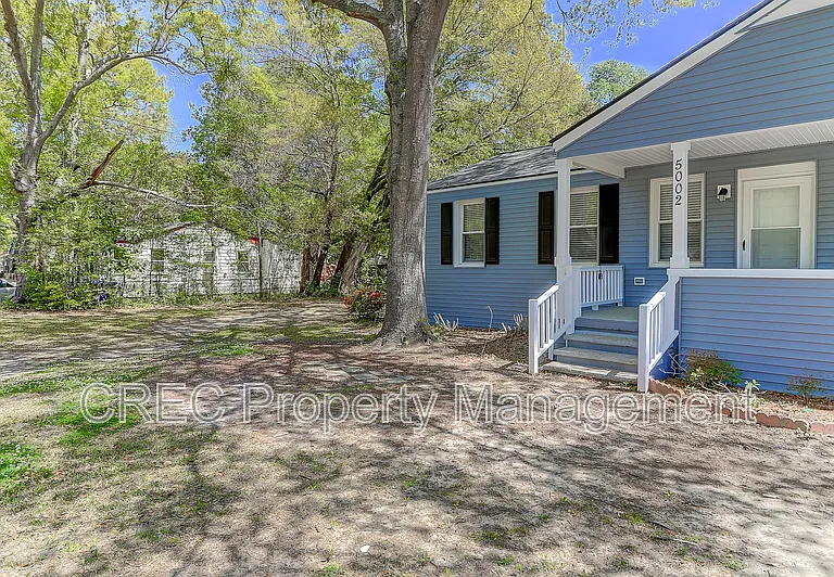5002 Alpha St — Photo 1