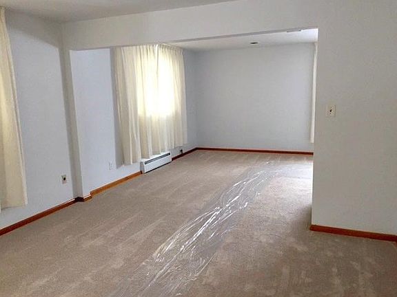 5th image of 6306 Helen St