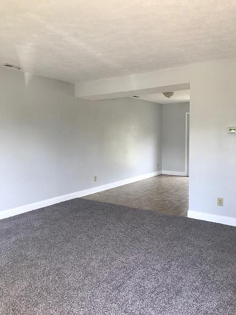 2nd image of 4401 Bonita Dr APT A