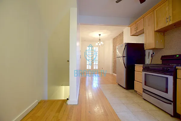 Rented by null | media 13