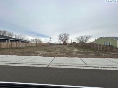 808 9th St, Benton City, WA, 99320