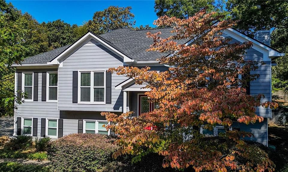 1st image of 19 Wood Forest Dr SW