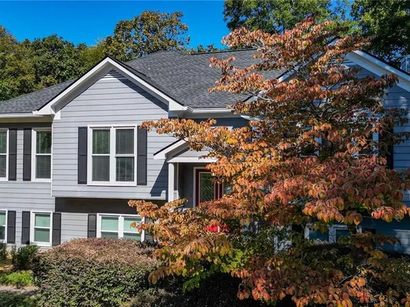19 Wood Forest Dr SW, Cartersville, GA 30120