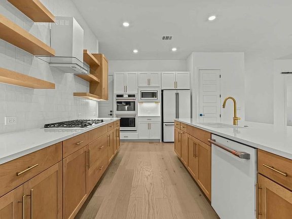 The Delaney - Kitchen