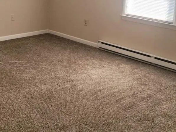 100 Emily St, Elizabeth City, NC 27909