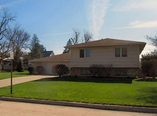 2108 Vermillion Ln, Marshalltown, IA 50158