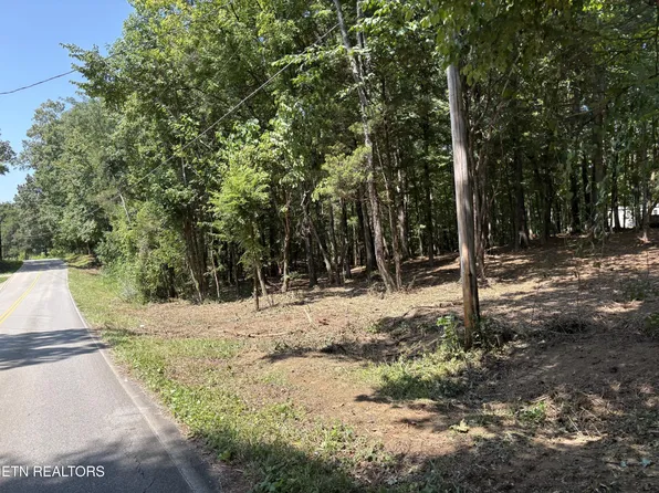 8188 Town Creek Rd E, Lenoir City, TN 37772