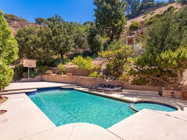 3178 Dona Susana Dr, Studio City, CA 91604