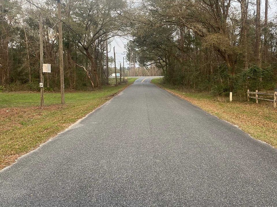 1st image of Xxx Crestwood Dr