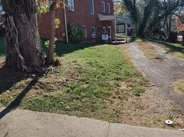 1416 Briarcliff Ave #B, Charlottesville, VA 22903