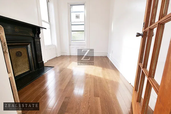 Rented by ZealEstate Group Inc | media 21