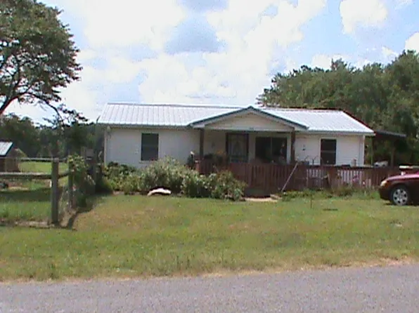 1840 Banks Pisgah Rd, Smithville, TN 37166