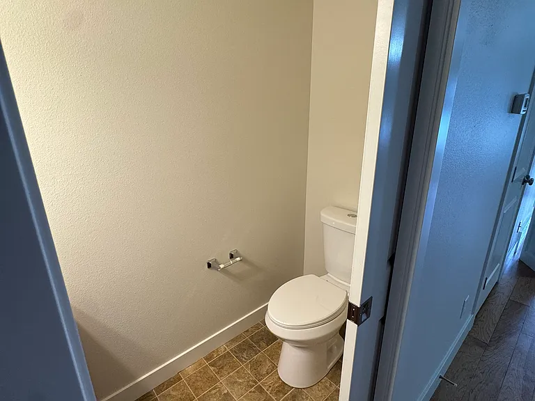 2132 W Sussex Ave — Photo 11