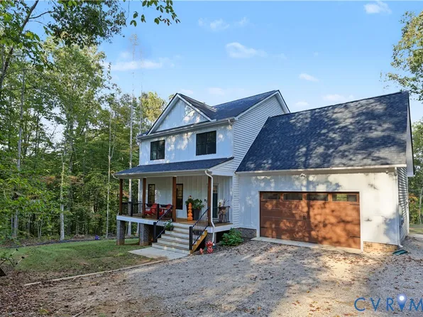 3851 County Line Rd, Kents Store, VA 23084
