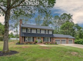 315 Knollwood Dr, Forest City, NC 28043