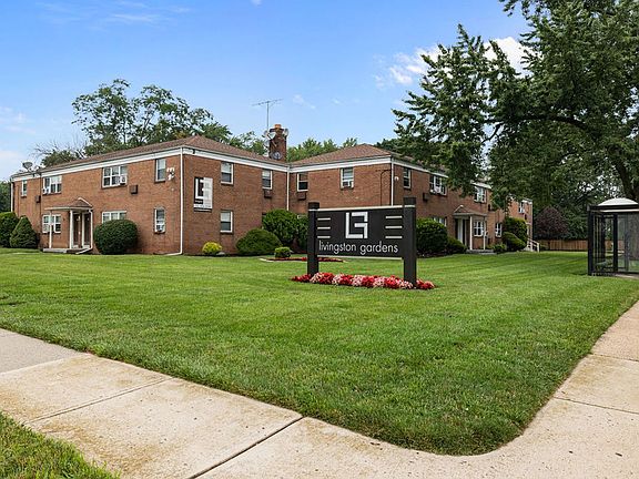 5th image of 1151 Livingston Ave #4fc99acec