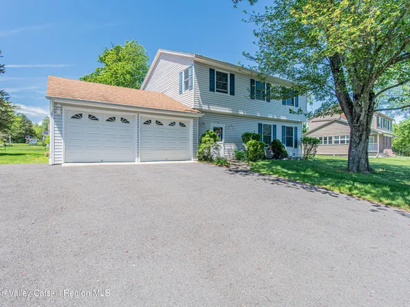 22 Lainey Lane, Kingston, NY 12401