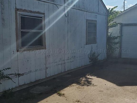 3rd image of 1028 S Wells St