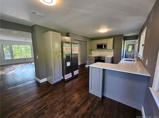 139 Poverty Hollow Rd, Newtown, CT 06470