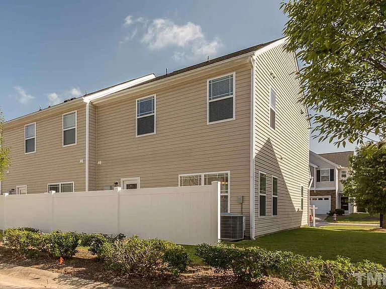 711 Keystone Park Dr #38 — Photo 14