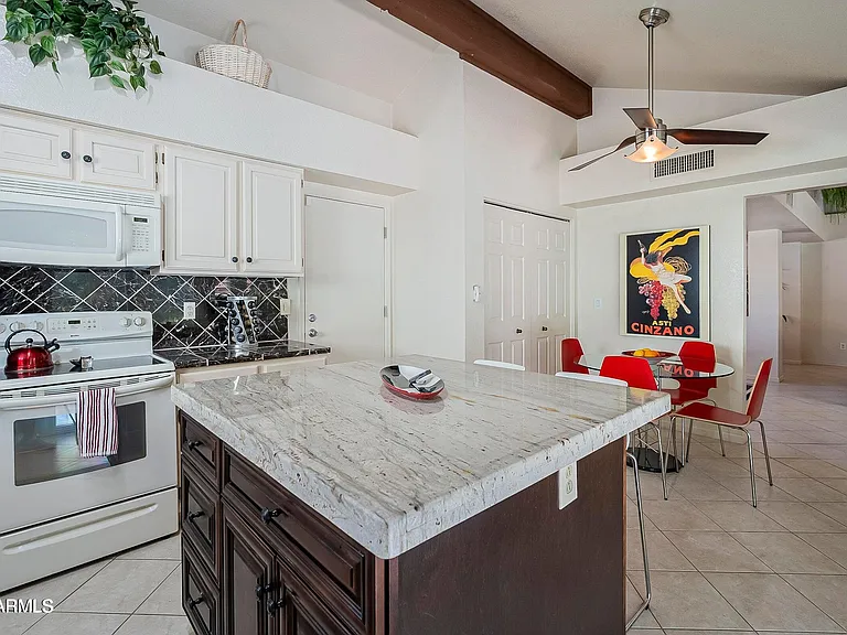 11055 E Clinton St — Photo 18