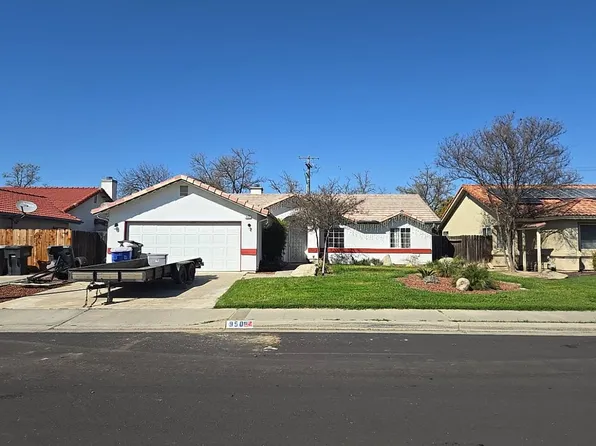 950 E Cedarwood St, Hanford, CA 93230