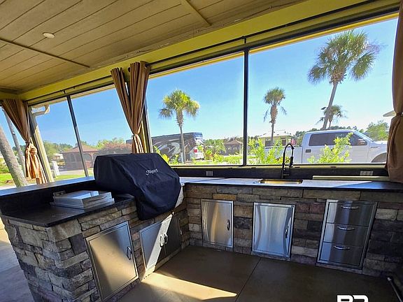 4th image of 457 Portofino Loop