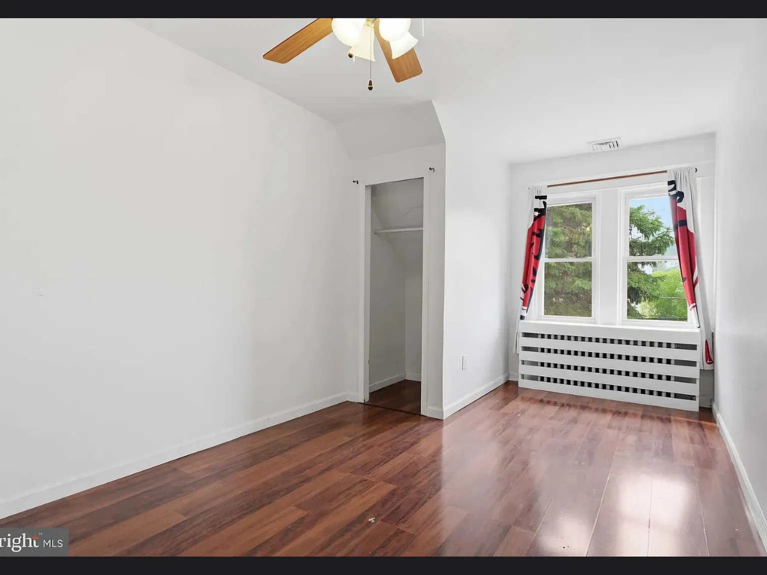 2390 Philmont Ave — Photo 2